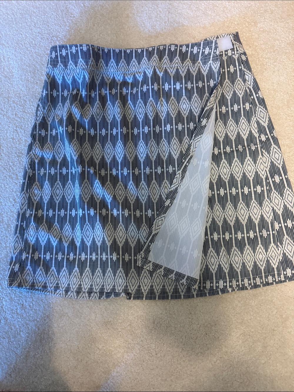 Rip Skirt length 2 Geo-Print Wrap size small  in Black and cream